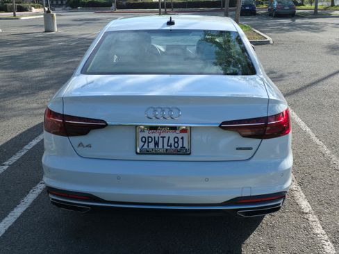 Used 2021 Audi A4 2.0T Premium w/ Convenience Package image 8