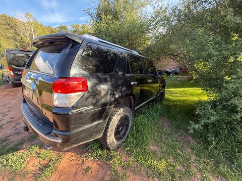 Used 2012 Toyota 4Runner SR5 w/ Convenience Pkg AWD/4WD image 11