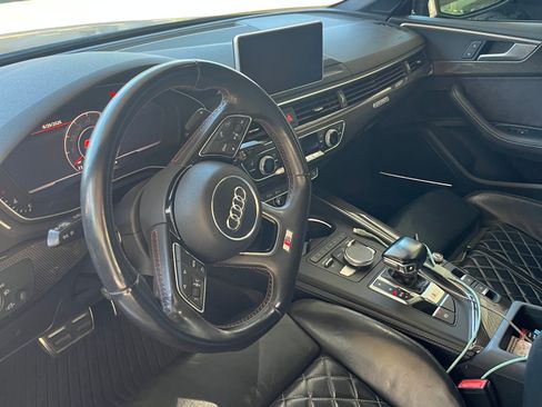 Used 2018 Audi S5 Premium Plus w/ Navigation Package AWD/4WD image 2