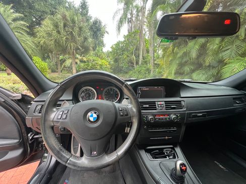 Used 2011 BMW M3 Sedan image 29