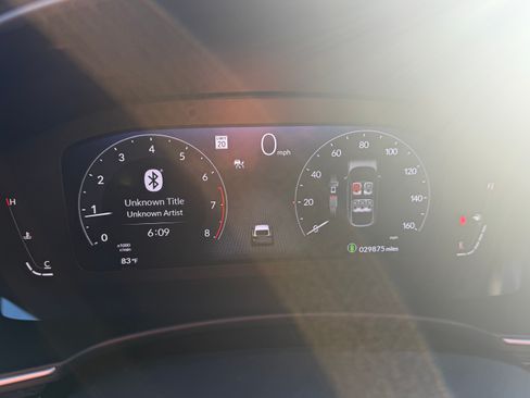 Used 2024 Honda Civic Sport Touring image 2