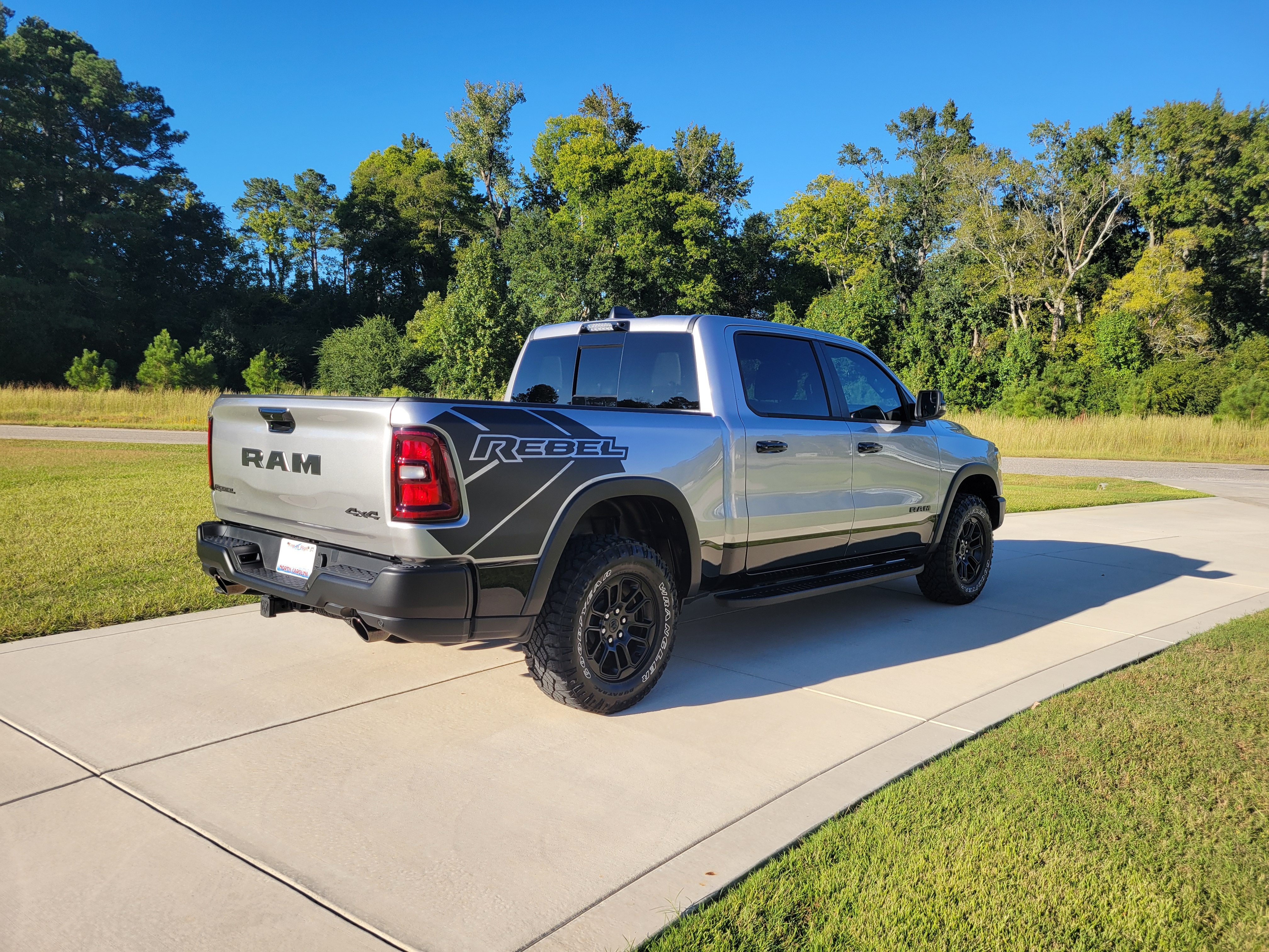 Used 2025 RAM 1500 Rebel w/ Rebel Level 2 Equipment Group AWD/4WD image 10