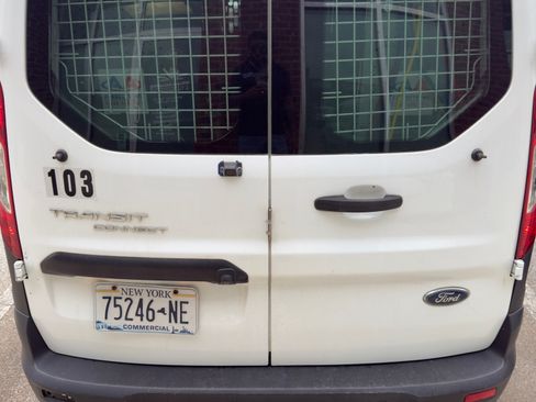Used 2019 Ford Transit Connect XL FWD image 6