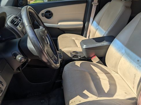 Used 2006 Pontiac Torrent 2WD w/ Preferred Package image 11