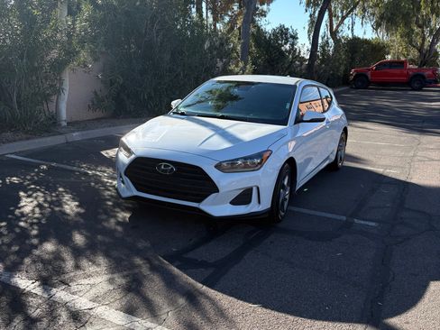 Used 2020 Hyundai Veloster 2.0 image 4