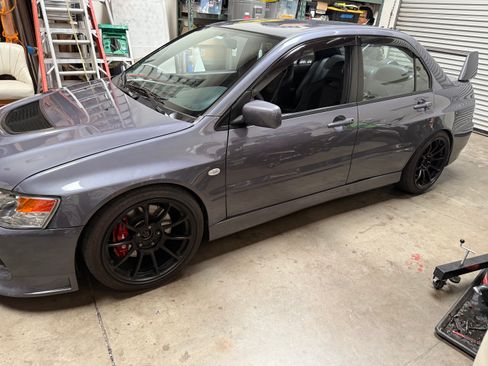 Used 2006 Mitsubishi Lancer Evolution MR image 6