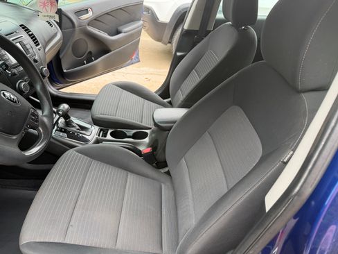 Used 2017 Kia Forte LX w/ LX Popular Package FWD image 8