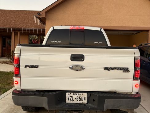 Used 2011 Ford F150 Raptor w/ Raptor Luxury Pkg image 5