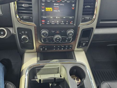 Used 2018 RAM 2500 Laramie image 11