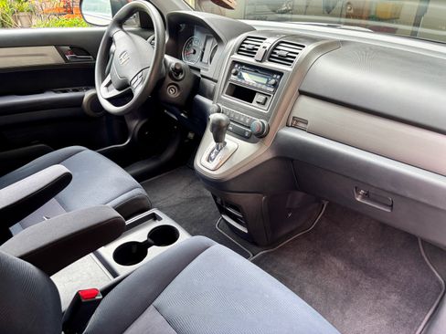 Used 2010 Honda CR-V LX image 5