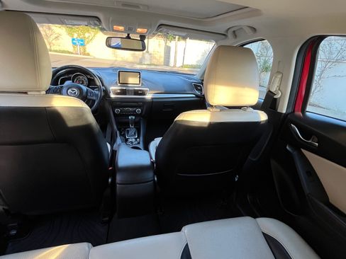 Used 2016 MAZDA MAZDA3 s Grand Touring image 25