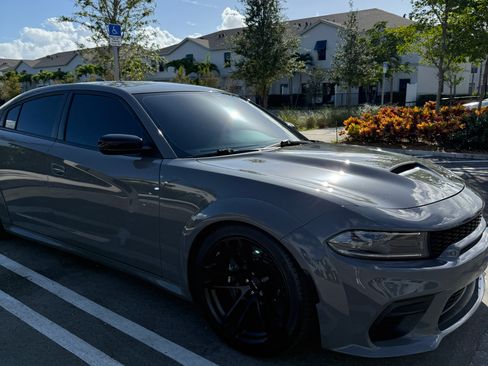 Used 2023 Dodge Charger Scat Pack image 2