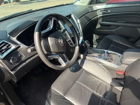 Used 2014 Cadillac SRX FWD image 9