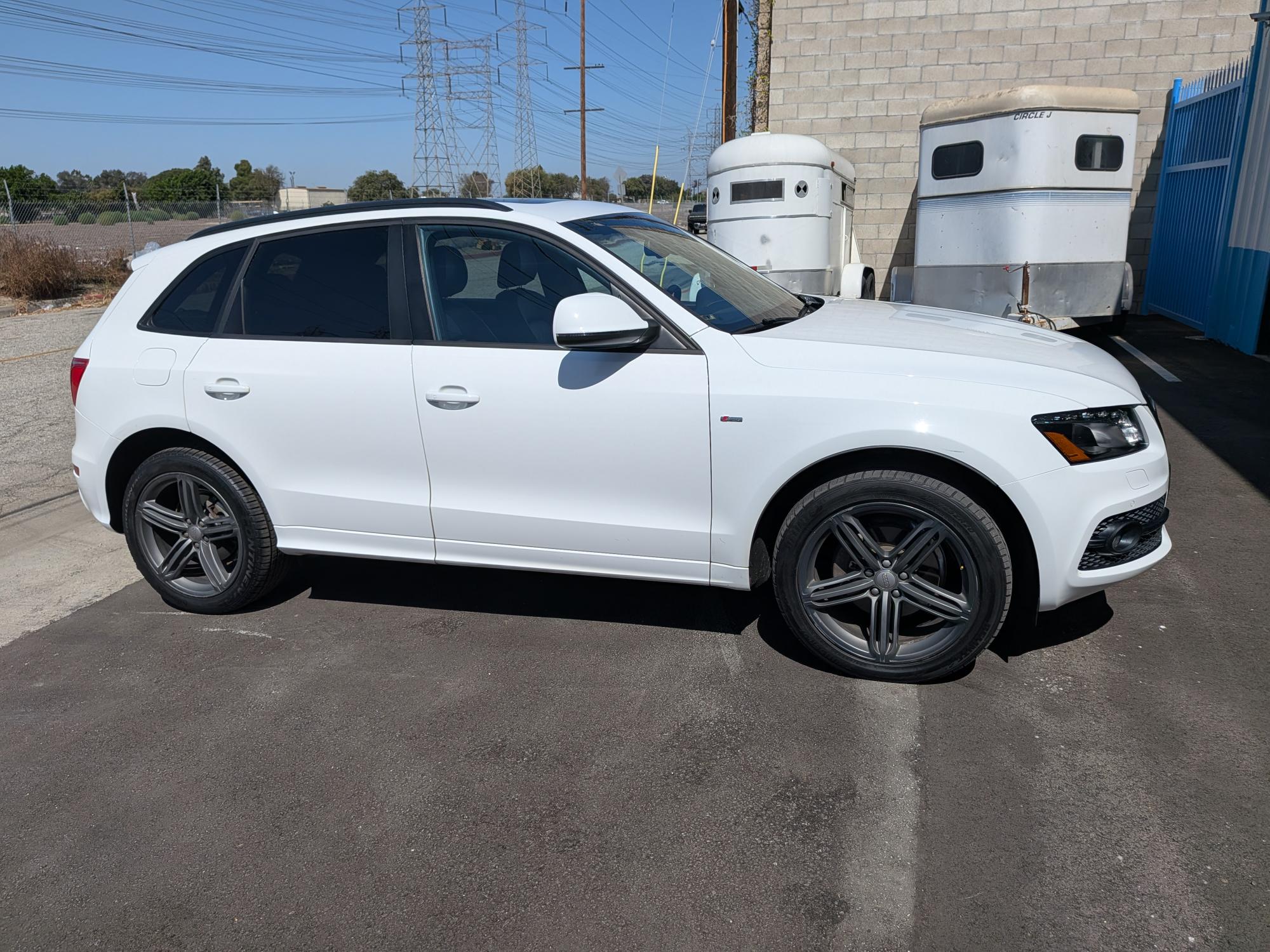 Used 2012 Audi Q5 3.2 Premium Plus AWD/4WD image 5