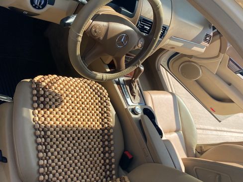 Used 2008 Mercedes-Benz C 300 4MATIC Sedan image 5