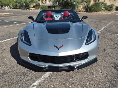 Used 2016 Chevrolet Corvette Z06 w/ 3LZ Preferred Equipment Group RWD image 1