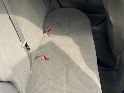 Used 2010 Toyota Corolla image 13