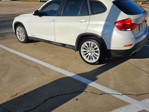 Used 2014 BMW X1 sDrive28i image 2