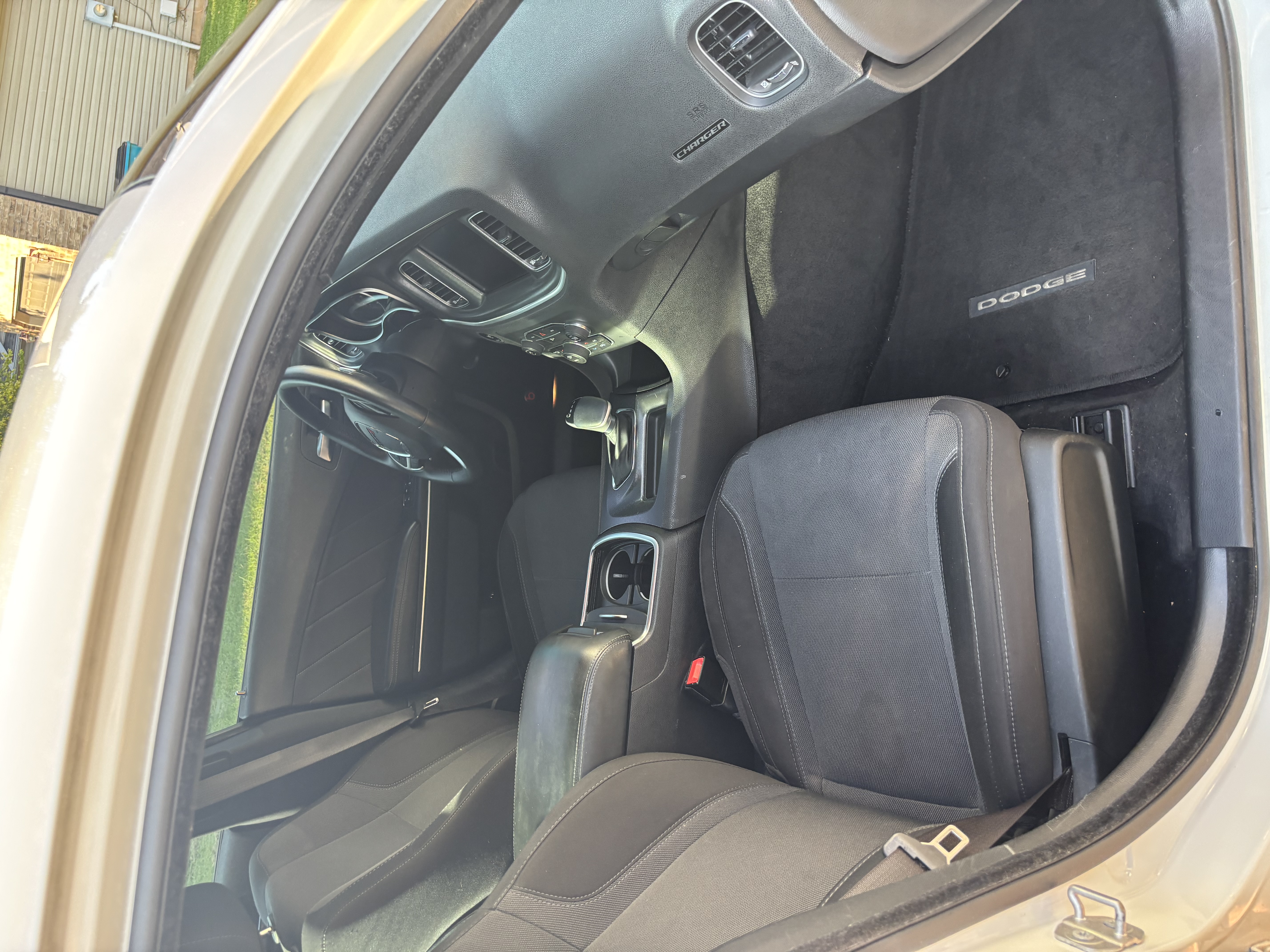 Used 2015 Dodge Charger SXT RWD image 27