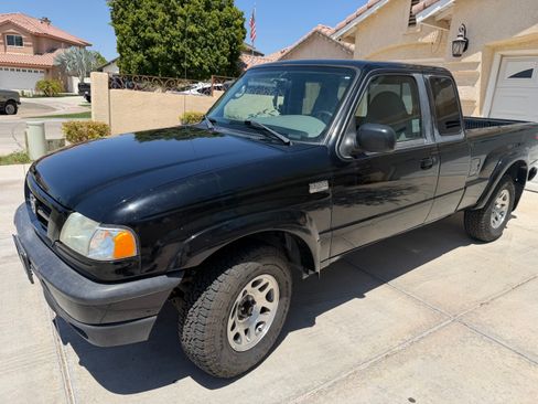 Used 2002 MAZDA B-Series Pickup 2WD Cab Plus B3000 image 2