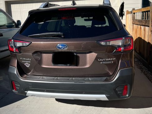 Used 2020 Subaru Outback Touring w/ Popular Package #2 image 5