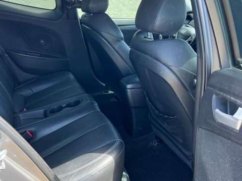 Used 2015 Hyundai Veloster Turbo image 8