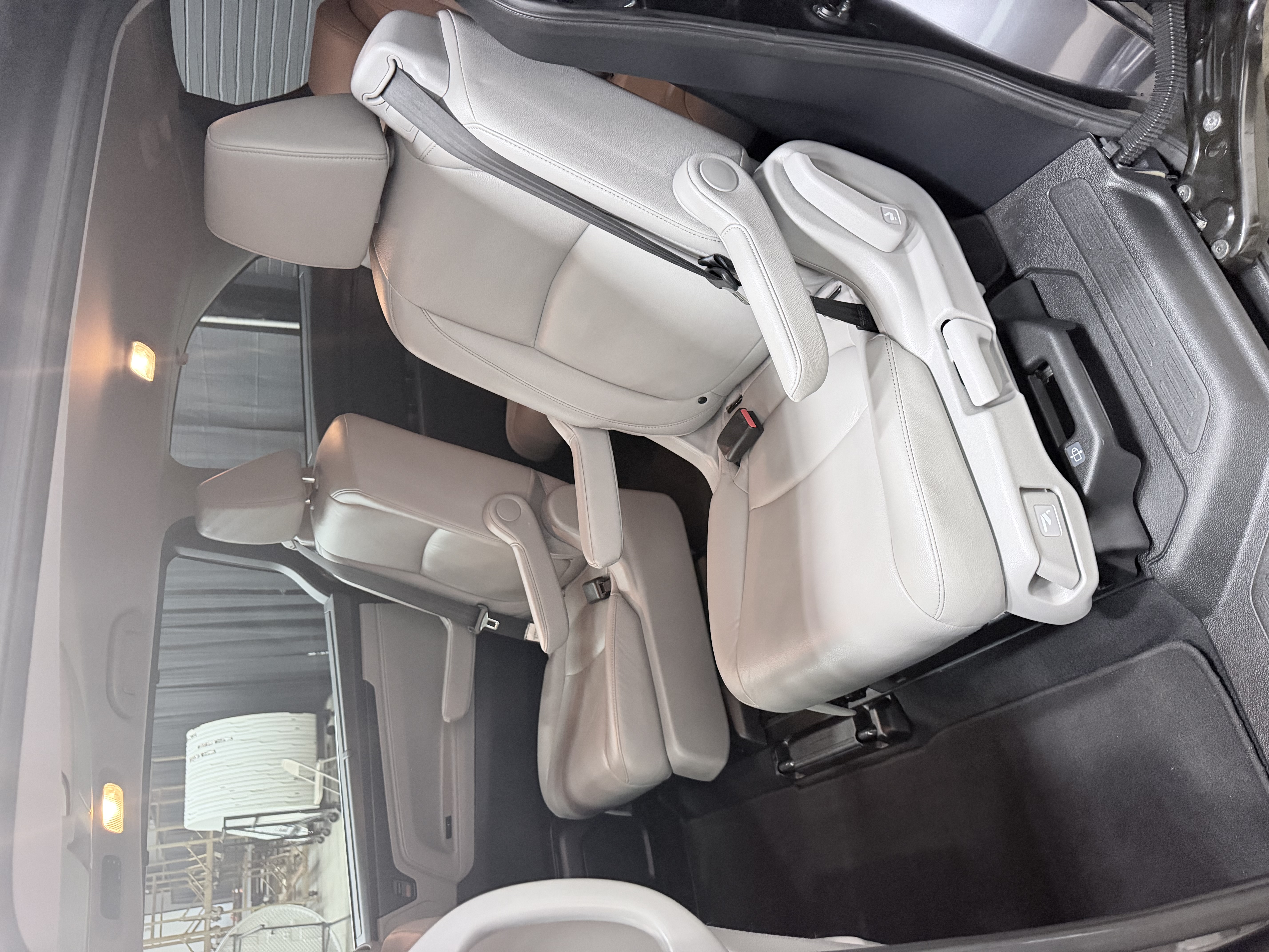 Used 2019 Honda Odyssey EX-L image 14