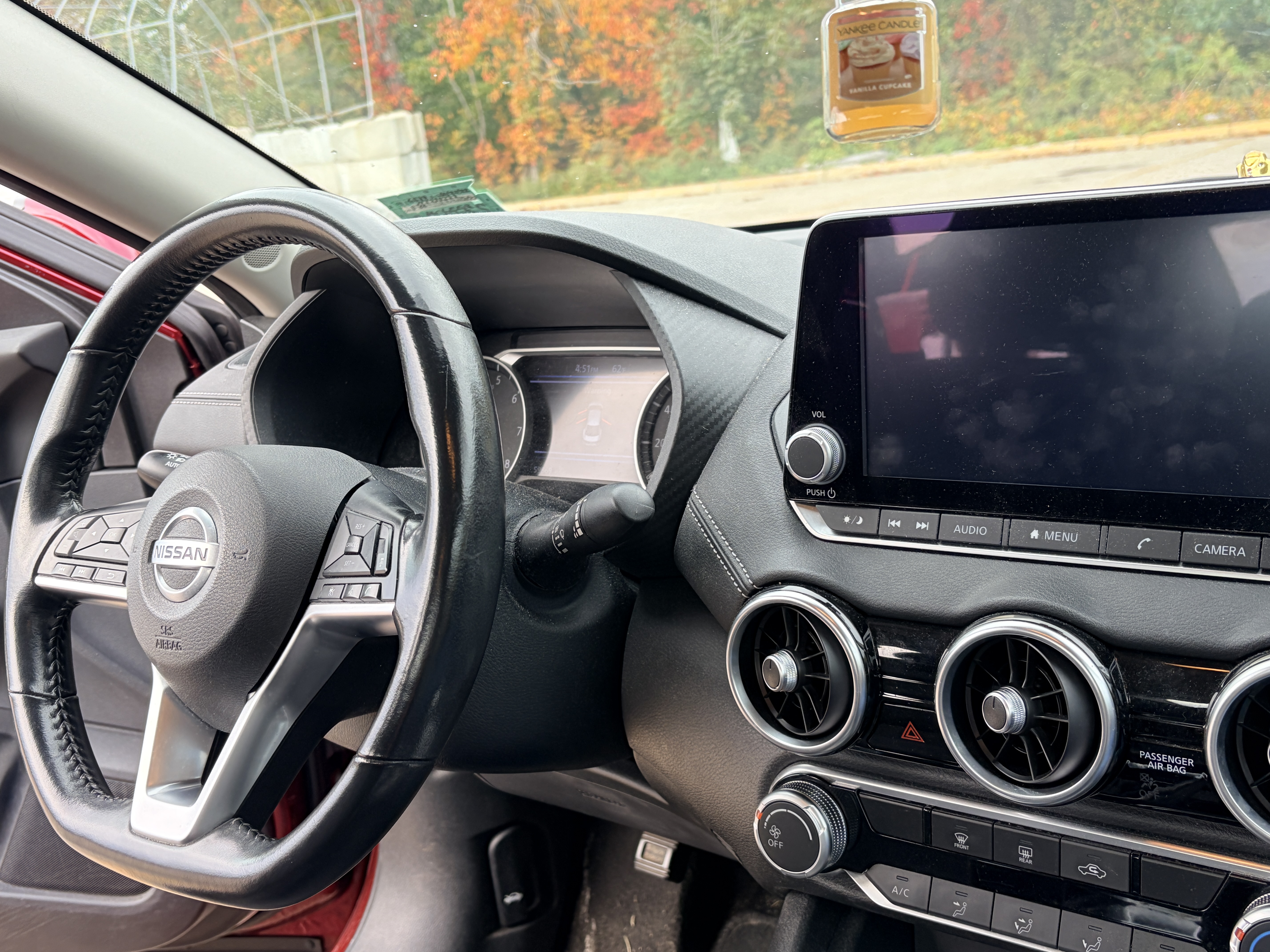 Used 2022 Nissan Sentra SV w/ Trunk Package FWD image 5