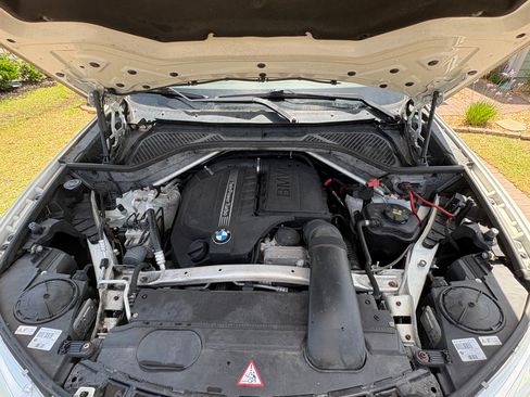Used 2015 BMW X5 xDrive35i AWD/4WD image 6