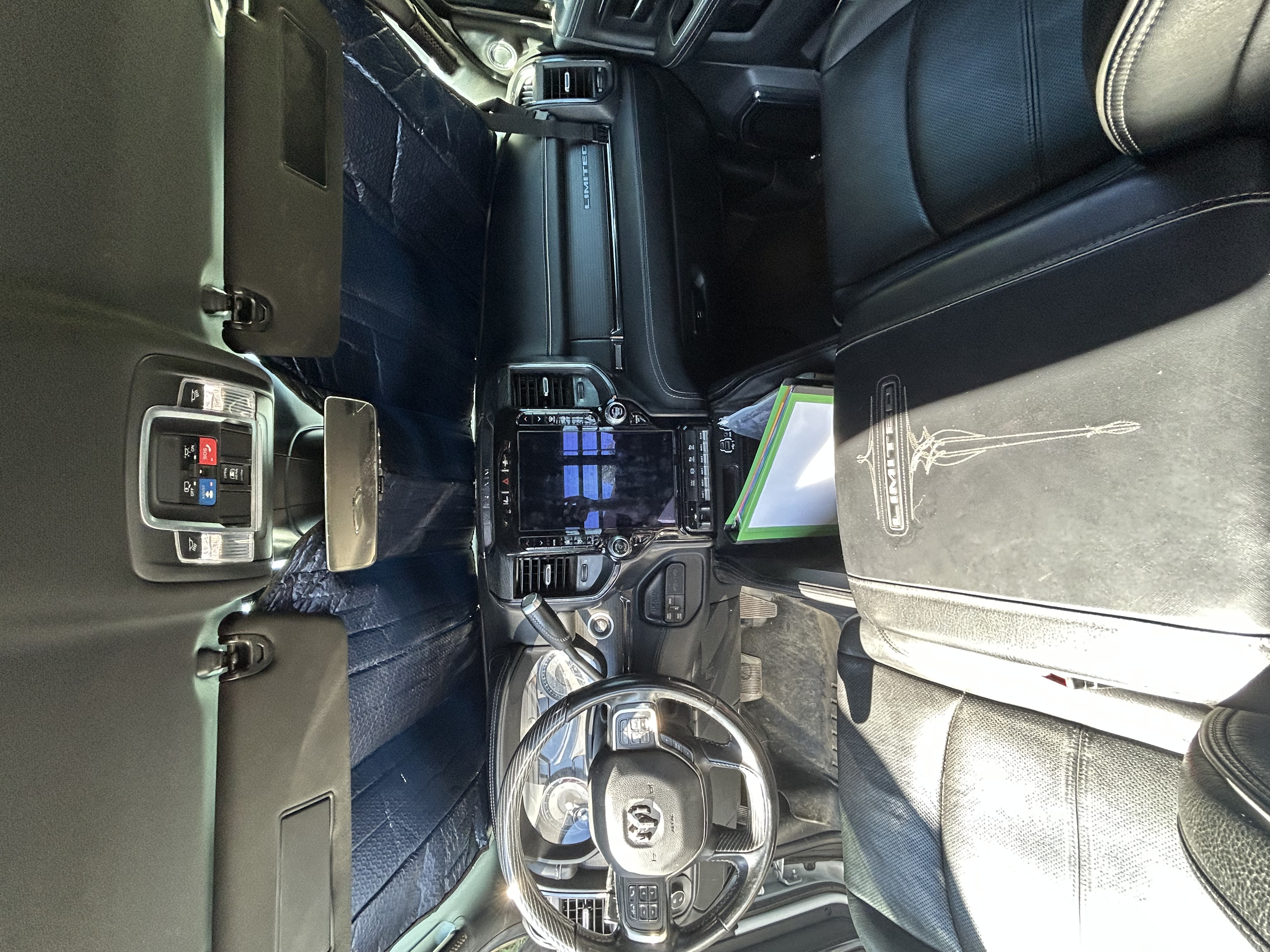 Used 2022 RAM 5500 4x4 Crew Cab image 24