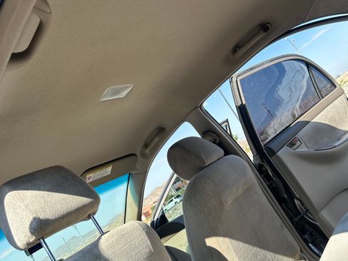 Used 2003 Toyota Corolla LE w/ All Weather Guard Pkg FWD image 17