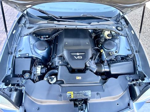 Used 2005 Ford Thunderbird Deluxe image 10