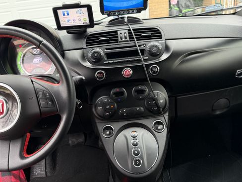 Used 2015 FIAT 500 e image 10