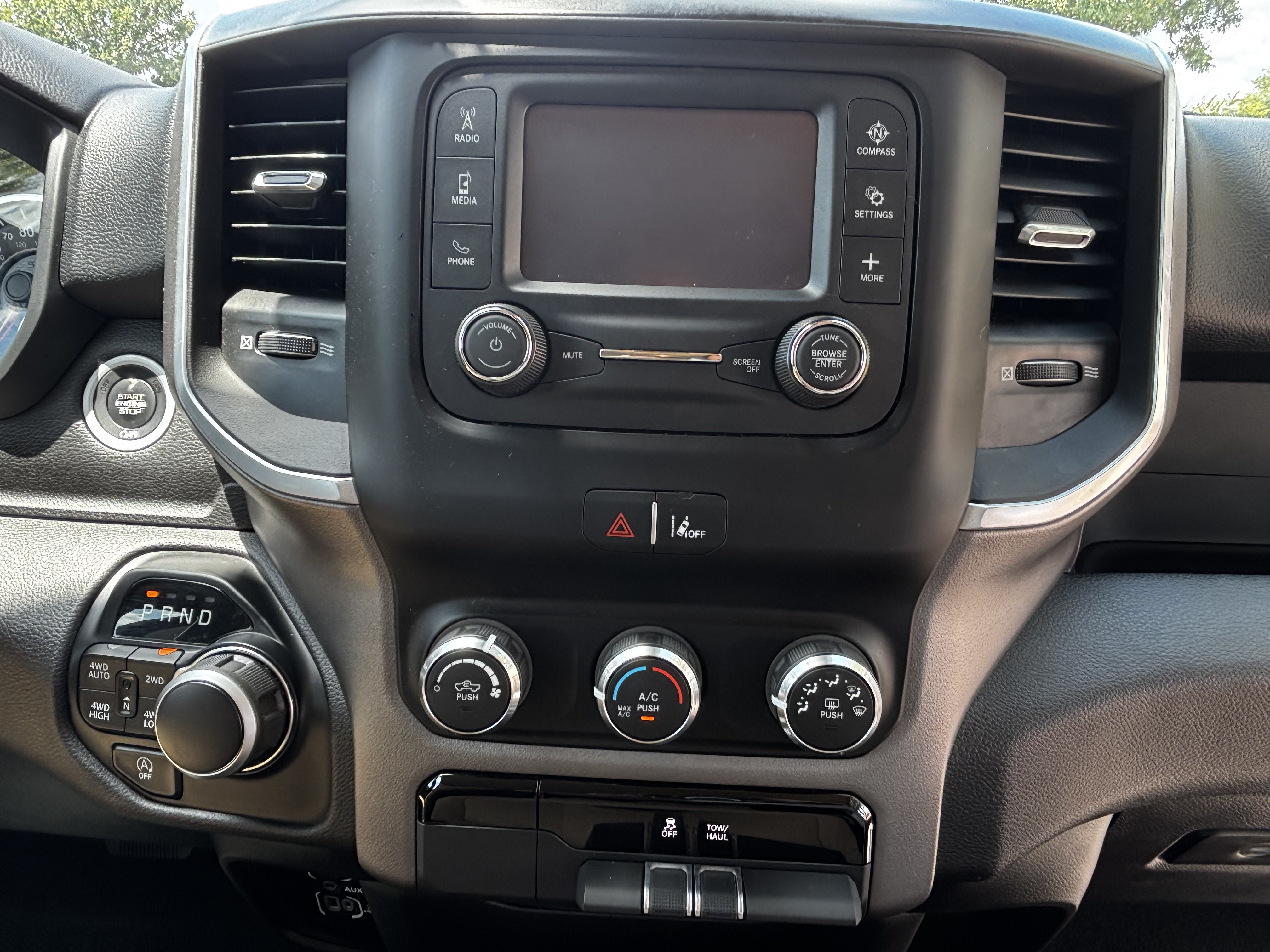 Used 2021 RAM 1500 Big Horn w/ Level 1 Safety Group AWD/4WD image 15