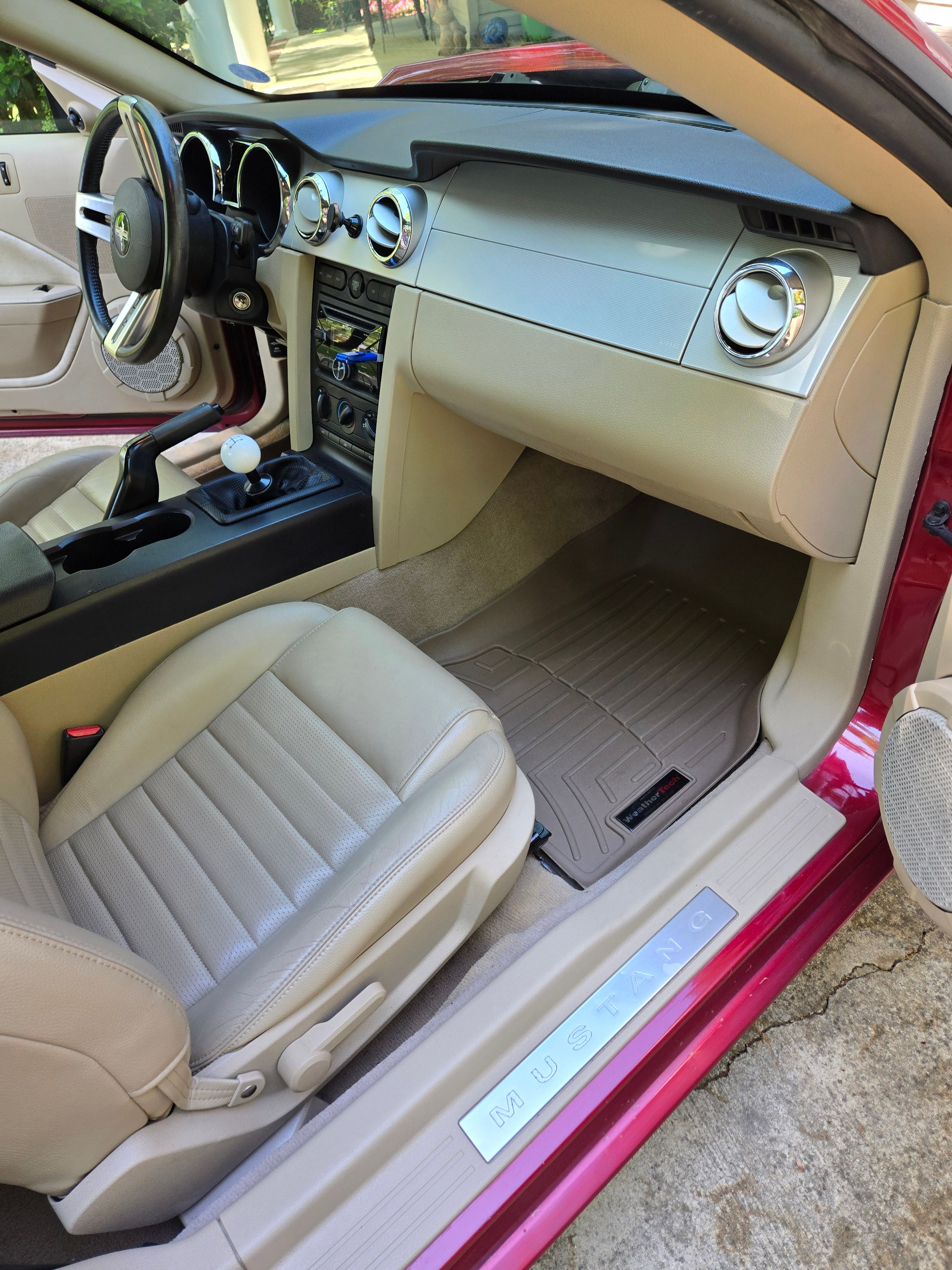 Used 2006 Ford Mustang GT Premium RWD image 12