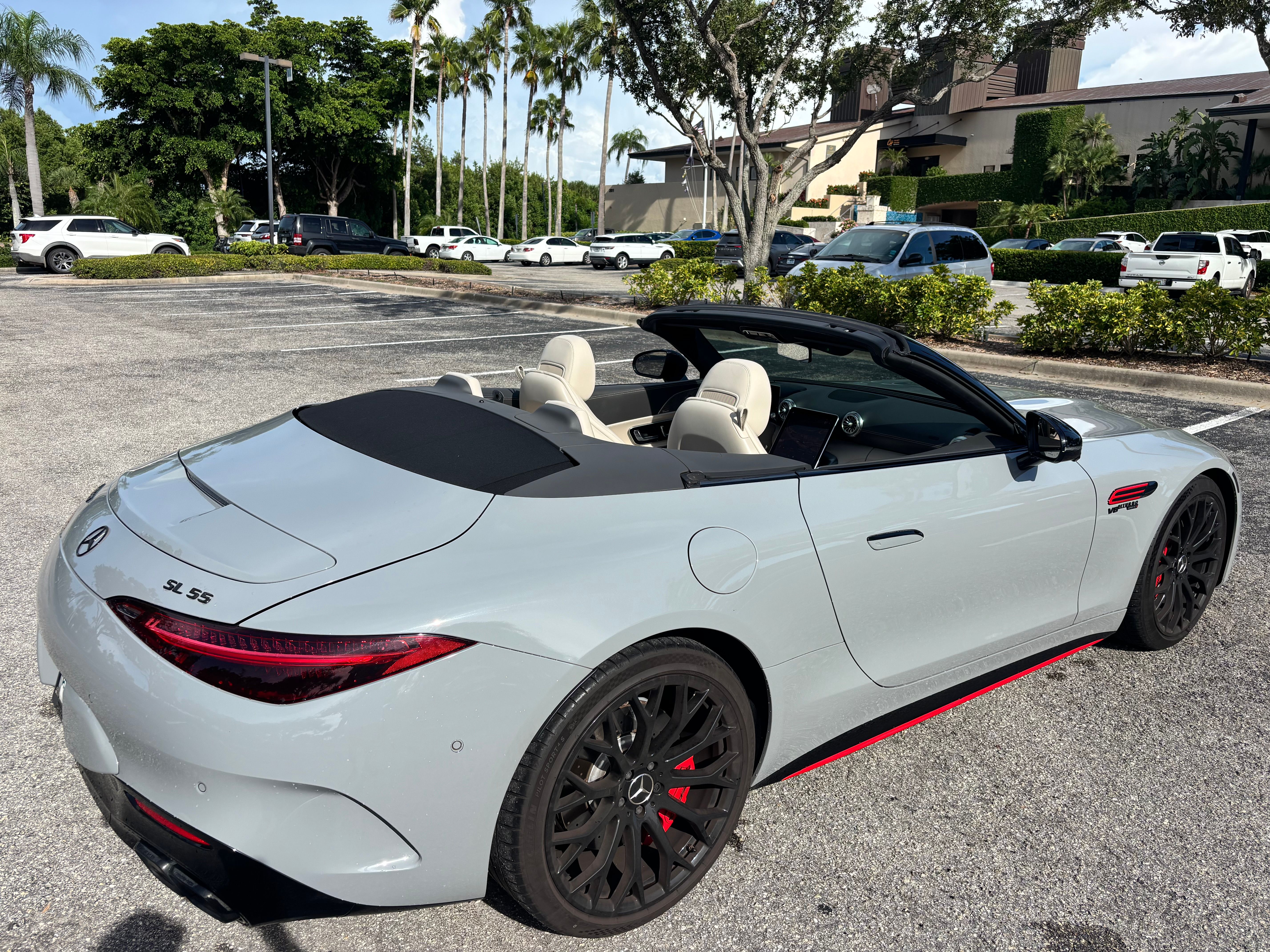 Used 2022 Mercedes-Benz SL 55 AMG 4MATIC image 2