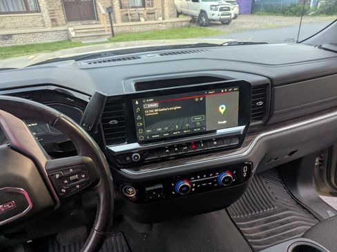 Used 2022 GMC Sierra 1500 Elevation w/ Max Trailering Package AWD/4WD image 11