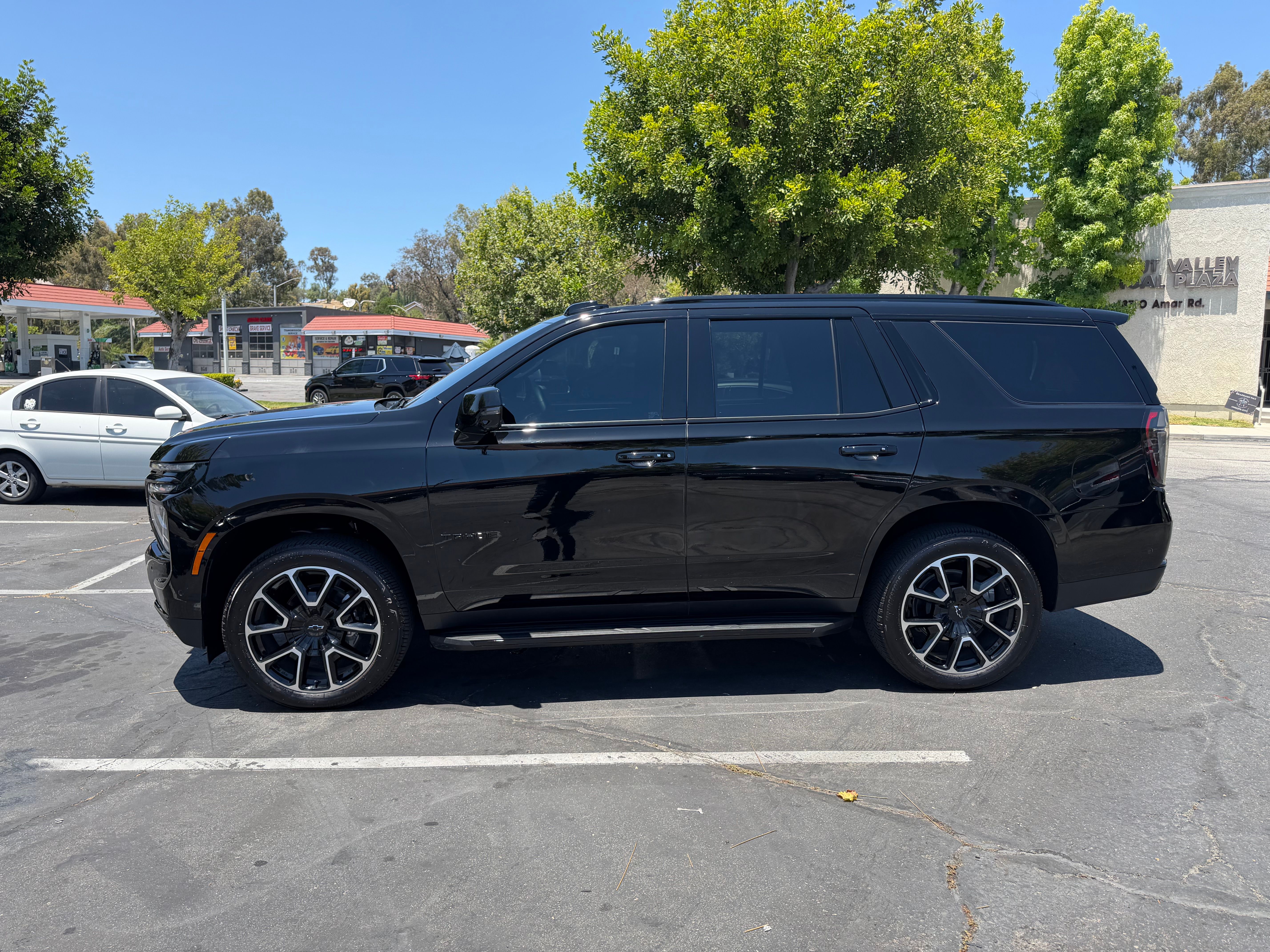 Used 2026 Chevrolet Tahoe RST w/ RST Capability Package AWD/4WD image 5