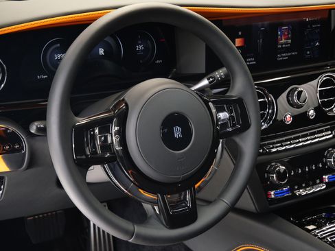 Used 2025 Rolls-Royce Spectre w/ Spectre Launch Package image 15