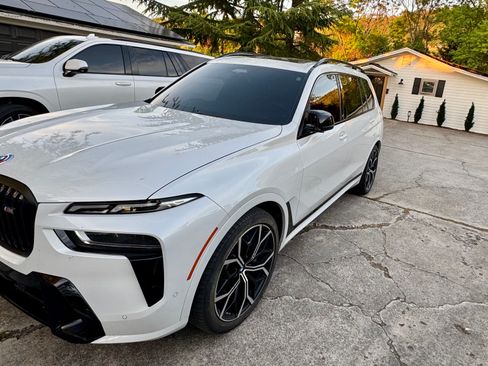 Used 2023 BMW X7 M60i w/ Executive Package image 2