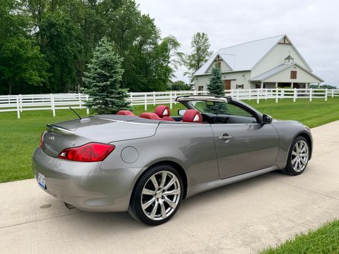 Used 2009 INFINITI G37 Convertible w/ Premium Pkg RWD image 14