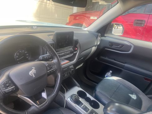 Used 2022 Ford Bronco Sport Outer Banks w/ Tech Package image 8