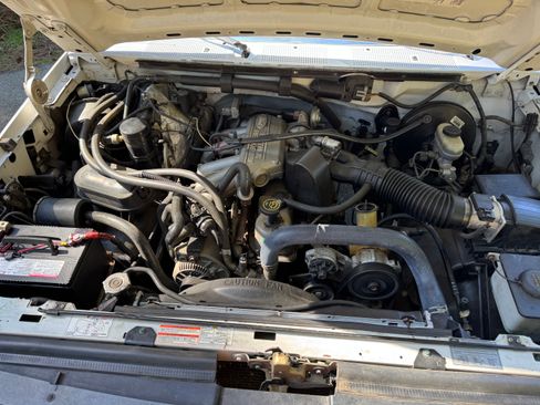 Used 1996 Ford F150 2WD Regular Cab image 16