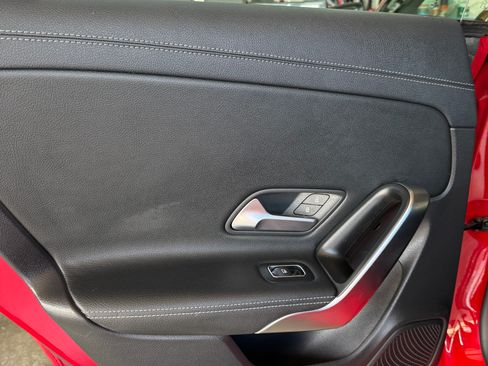 Used 2020 Mercedes-Benz CLA 250 4MATIC image 17