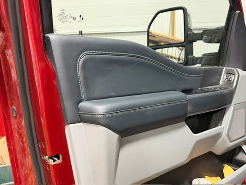 Used 2024 Ford F250 Limited w/ FX4 Off-Road Package AWD/4WD image 14