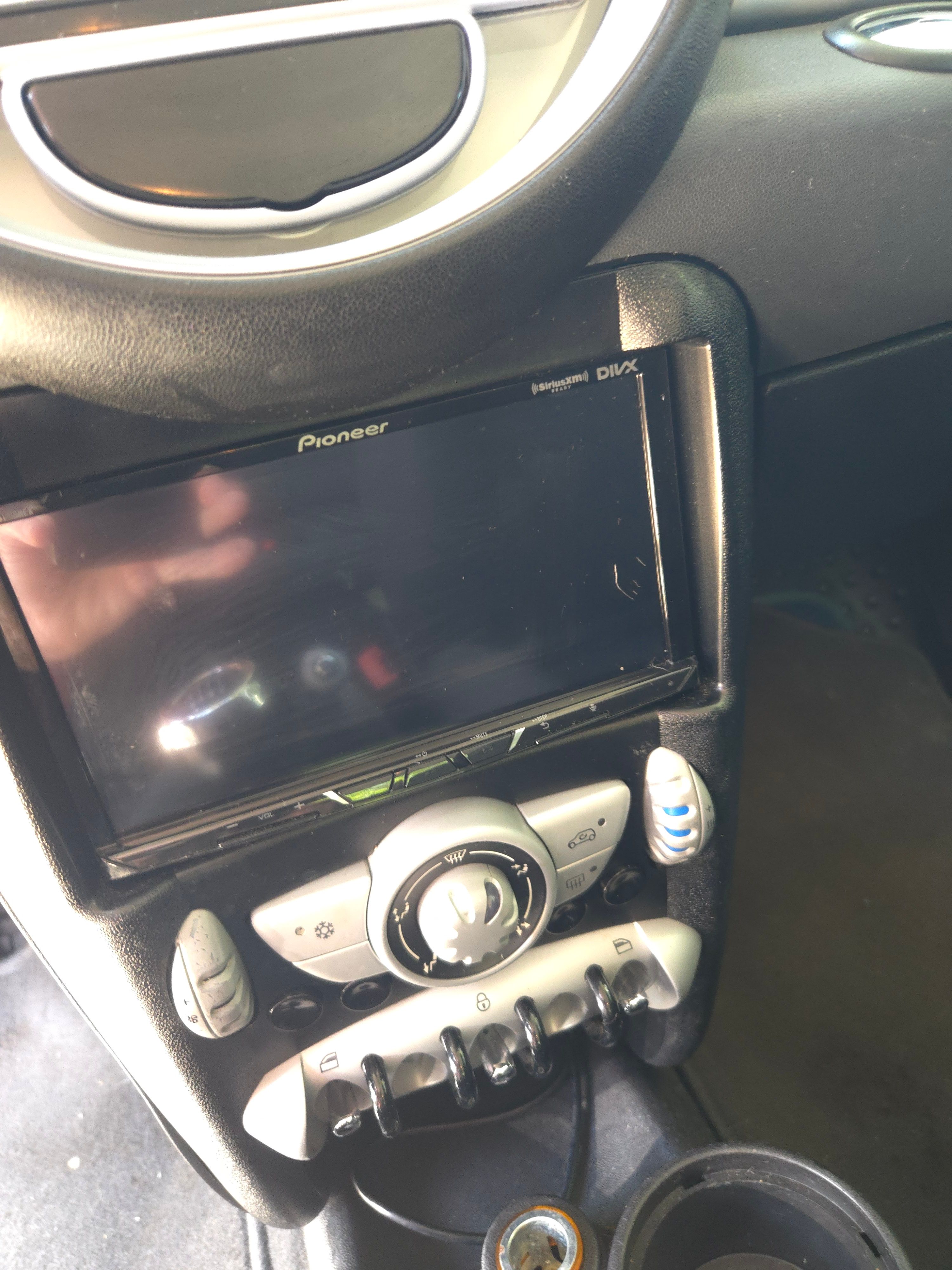 Used 2009 MINI Cooper Hardtop FWD image 14