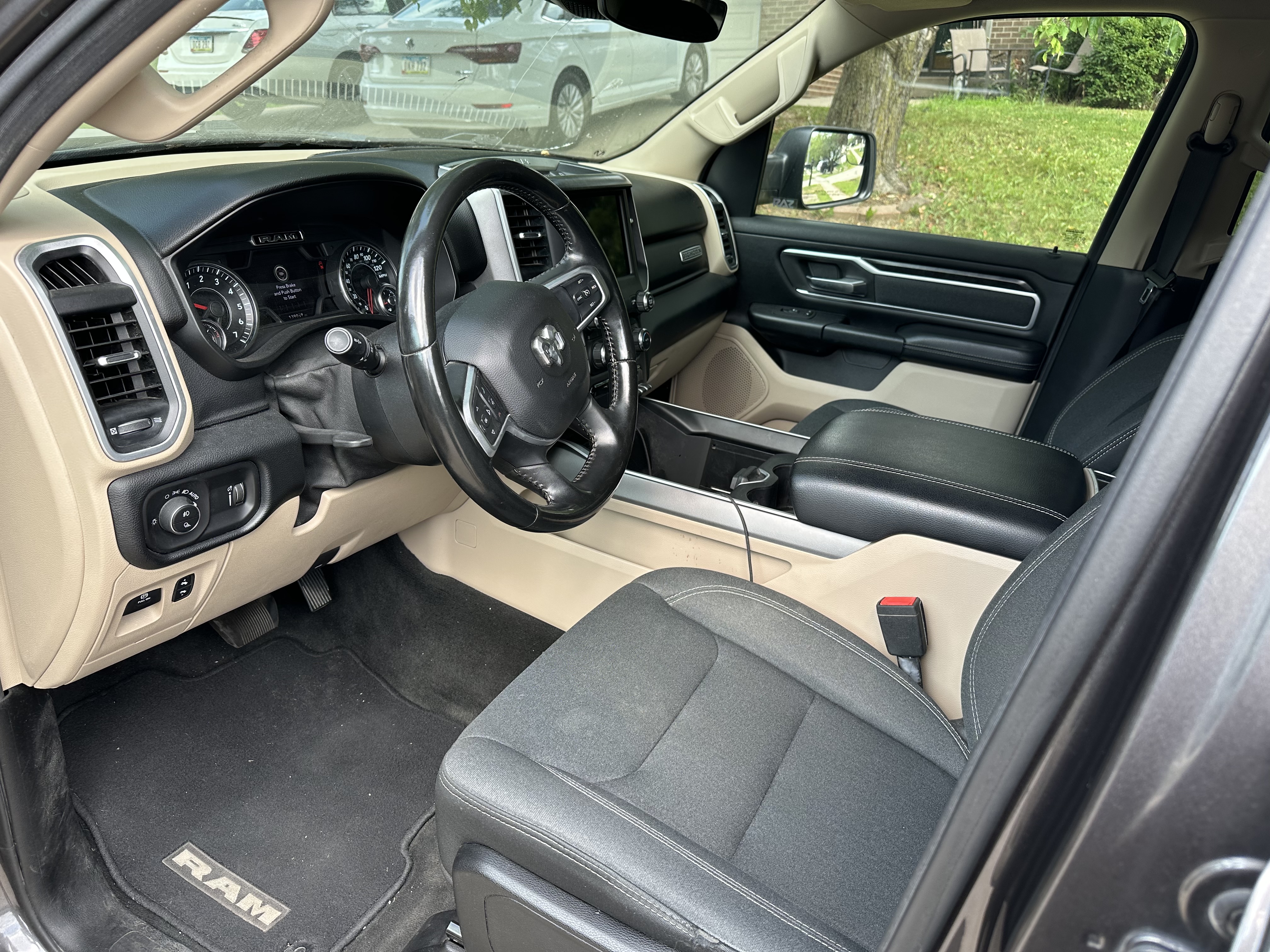 Used 2021 RAM 1500 Big Horn AWD/4WD image 11