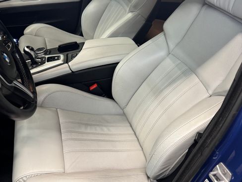 Used 2016 BMW M5 image 8