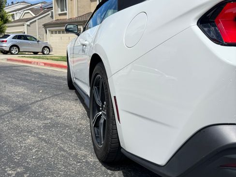 Used 2024 Ford Mustang Premium RWD image 5