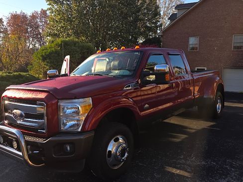 Used 2016 Ford F350 King Ranch w/ King Ranch w/Chrome Package image 2